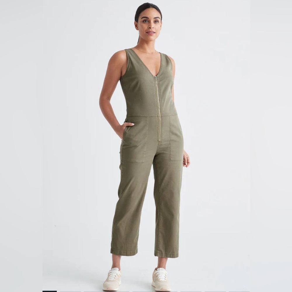 Duer Live Free Jumpsuit in olive